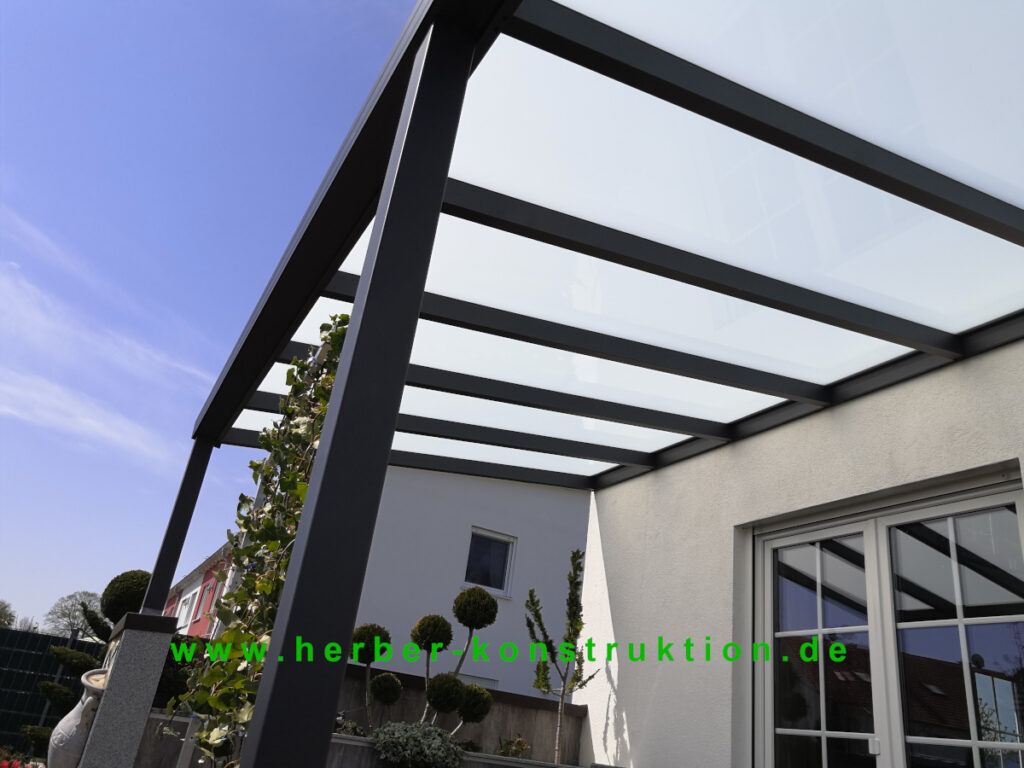 Glas weiß Terrassenüberdachung Starnberg